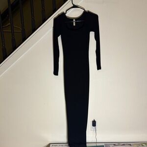 Elegant Black Long Sleeve Dress